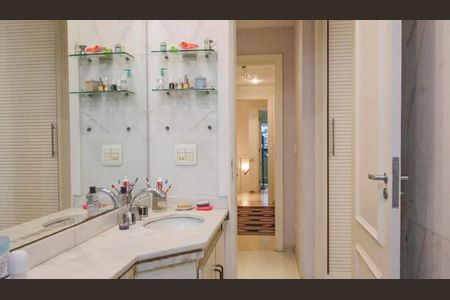 Apartamento à venda com 280m², 4 quartos e 3 vagasFoto 23