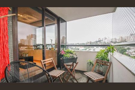 Apartamento à venda com 280m², 4 quartos e 3 vagasFoto 03