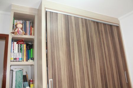 Casa à venda com 170m², 3 quartos e 4 vagasQuarto 2