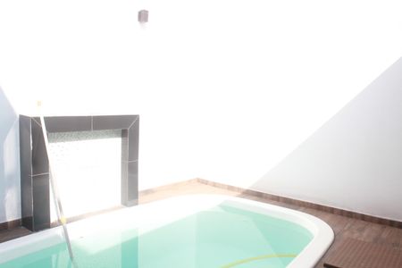 Casa à venda com 170m², 3 quartos e 4 vagasPiscina