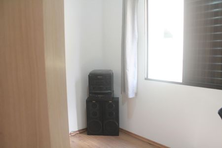 Casa à venda com 170m², 3 quartos e 4 vagasQuarto 2