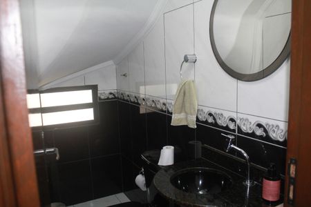 Casa à venda com 170m², 3 quartos e 4 vagasLavabo 1