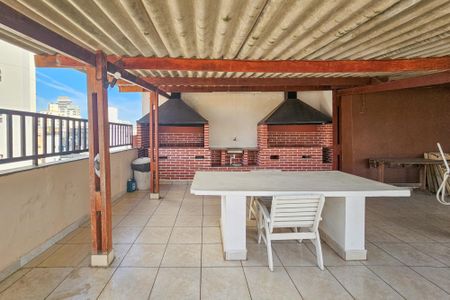 Apartamento para alugar com 95m², 2 quartos e 1 vagaÁrea de Lazer 