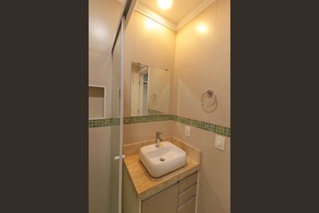 Apartamento à venda com 76m², 3 quartos e 1 vaga Apartamento à venda com 76m², 3 quartos e 1 vagaBanheiro