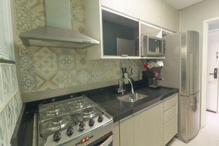 Apartamento à venda com 76m², 3 quartos e 1 vaga Apartamento à venda com 76m², 3 quartos e 1 vagaCozinha e Área de Serviço