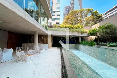 Apartamento à venda com 63m², 1 quarto e sem vagaÁrea comum - Piscina