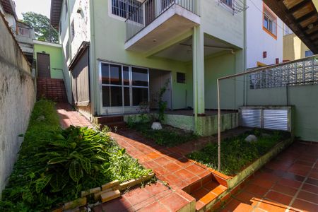 Casa à venda com 187m², 3 quartos e 2 vagas Casa à venda com 187m², 3 quartos e 2 vagasÁrea comum