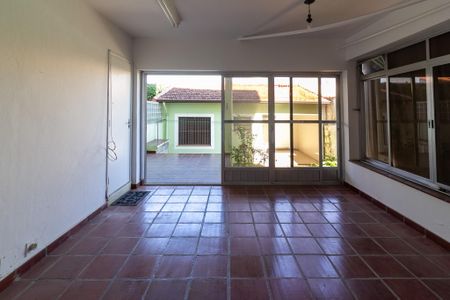 Casa à venda com 187m², 3 quartos e 2 vagas Casa à venda com 187m², 3 quartos e 2 vagasSala 2