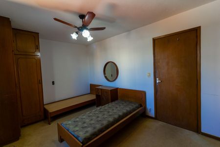 Casa à venda com 187m², 3 quartos e 2 vagas Casa à venda com 187m², 3 quartos e 2 vagasQuarto 2