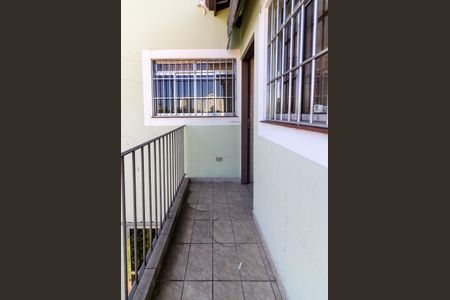 Casa à venda com 187m², 3 quartos e 2 vagas Casa à venda com 187m², 3 quartos e 2 vagasVaranda da Área de Serviço