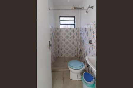 Casa à venda com 187m², 3 quartos e 2 vagas Casa à venda com 187m², 3 quartos e 2 vagasBanheiro de Serviço