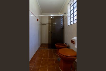 Casa à venda com 187m², 3 quartos e 2 vagas Casa à venda com 187m², 3 quartos e 2 vagasBanheiro da Suíte