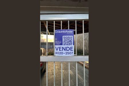 Casa à venda com 187m², 3 quartos e 2 vagas Casa à venda com 187m², 3 quartos e 2 vagasPlaca