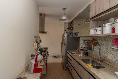 Apartamento para alugar com 72m², 3 quartos e 2 vagas Apartamento para alugar com 72m², 3 quartos e 2 vagasCozinha e Área de Serviço