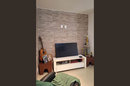 Casa à venda com 396m², 2 quartos e 2 vagasSala