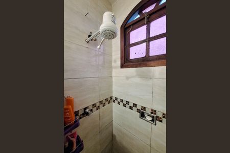 Casa à venda com 396m², 2 quartos e 2 vagasBanheiro da Suíte