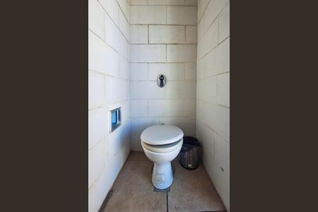 Casa à venda com 396m², 2 quartos e 2 vagasLavabo