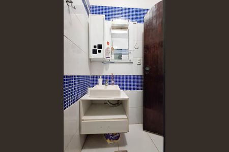 Casa à venda com 396m², 2 quartos e 2 vagasBanheiro Social