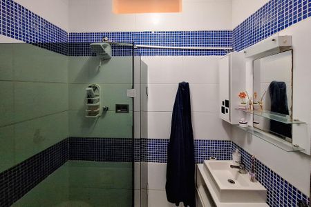 Casa à venda com 396m², 2 quartos e 2 vagasBanheiro Social