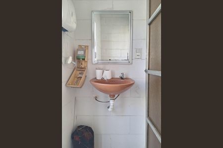 Casa à venda com 396m², 2 quartos e 2 vagasLavabo