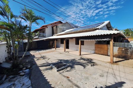 Casa à venda com 396m², 2 quartos e 2 vagasQuintal