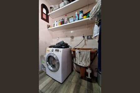 Casa à venda com 396m², 2 quartos e 2 vagasÁrea de Serviço