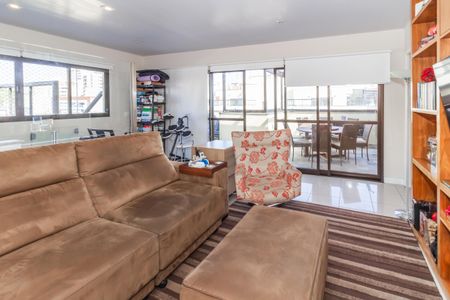 Apartamento à venda com 227m², 3 quartos e 3 vagasCobertura