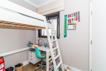 Apartamento à venda com 227m², 3 quartos e 3 vagasSuíte 2 americana