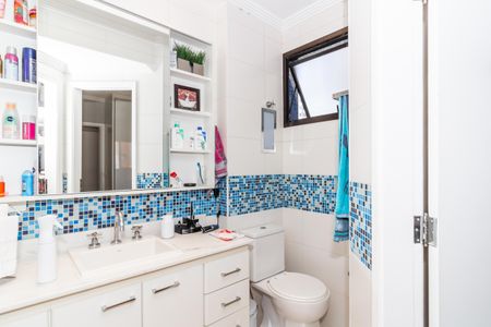 Apartamento à venda com 227m², 3 quartos e 3 vagasBanheiro