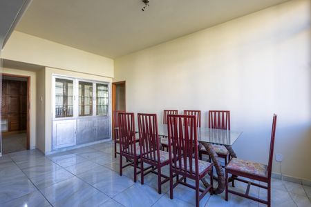 Apartamento à venda com 160m², 4 quartos e sem vagaSala