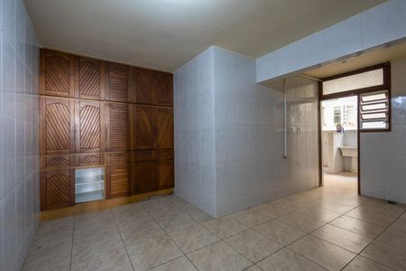 Apartamento à venda com 160m², 4 quartos e sem vagaCozinha