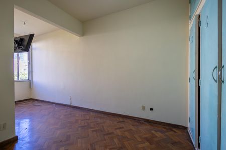 Apartamento à venda com 160m², 4 quartos e sem vagaQuarto 4