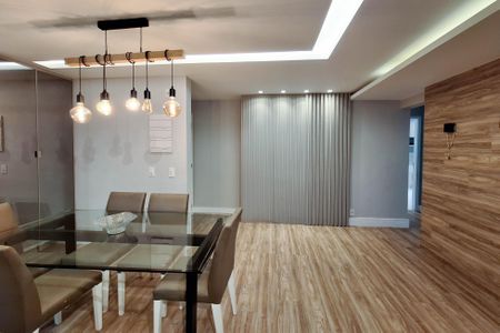 Apartamento à venda com 105m², 3 quartos e 2 vagasSala