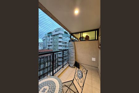 Apartamento à venda com 105m², 3 quartos e 2 vagasVaranda da Sala