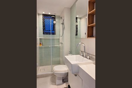 Apartamento à venda com 105m², 3 quartos e 2 vagasBanheiro da Suíte 1