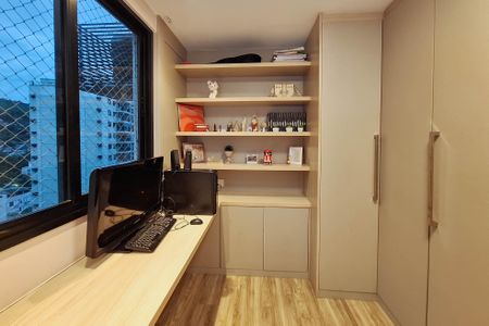 Apartamento à venda com 105m², 3 quartos e 2 vagasQuarto 1