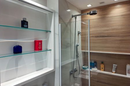 Apartamento à venda com 105m², 3 quartos e 2 vagasBanheiro da Suíte 2