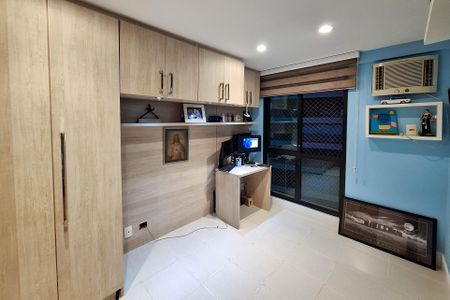 Apartamento à venda com 105m², 3 quartos e 2 vagasSuíte 2