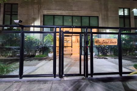 Apartamento à venda com 105m², 3 quartos e 2 vagasFachada