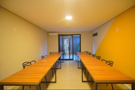 Studio para alugar com 40m², 1 quarto e sem vagaÁrea comum - Salão de festas