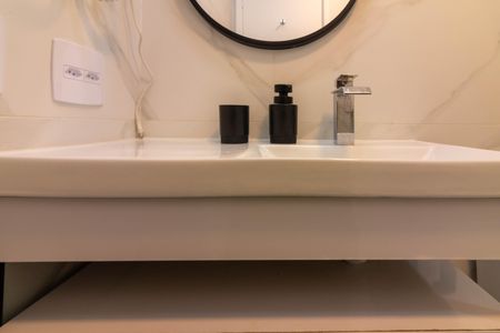 Studio para alugar com 28m², 1 quarto e 1 vaga Studio para alugar com 28m², 1 quarto e 1 vagaBanheiro