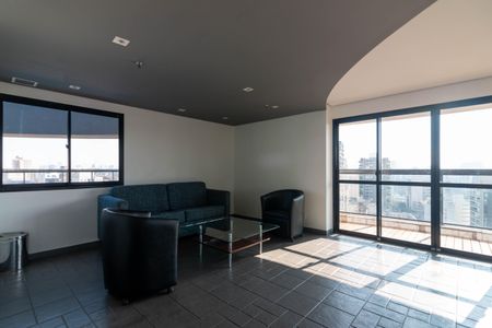 Studio para alugar com 28m², 1 quarto e 1 vaga Studio para alugar com 28m², 1 quarto e 1 vagaÁrea comum - Salão de festas