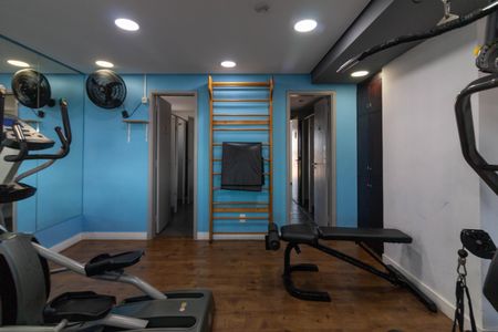 Studio para alugar com 28m², 1 quarto e 1 vaga Studio para alugar com 28m², 1 quarto e 1 vagaÁrea comum - Academia