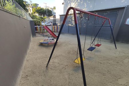 Apartamento para alugar com 58m², 2 quartos e 1 vaga Apartamento para alugar com 58m², 2 quartos e 1 vagaÁrea comum - Playground