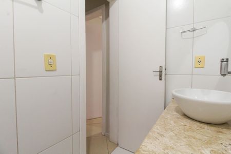 Casa de condomínio à venda com 120m², 3 quartos e 3 vagas Casa de condomínio à venda com 120m², 3 quartos e 3 vagasBanheiro Social