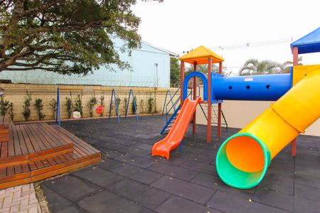 Casa de condomínio à venda com 120m², 3 quartos e 3 vagas Casa de condomínio à venda com 120m², 3 quartos e 3 vagasÁrea comum - Playground