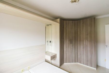 Casa de condomínio à venda com 120m², 3 quartos e 3 vagas Casa de condomínio à venda com 120m², 3 quartos e 3 vagasQuarto 2