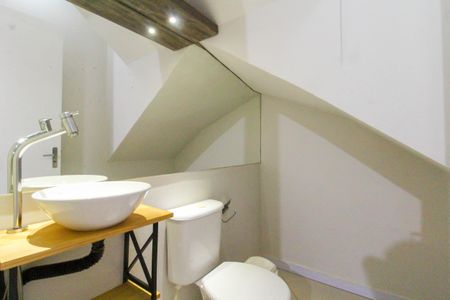 Casa de condomínio à venda com 120m², 3 quartos e 3 vagas Casa de condomínio à venda com 120m², 3 quartos e 3 vagasLavabo