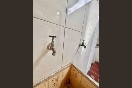 Casa à venda com 153m², 3 quartos e 2 vagas Casa à venda com 153m², 3 quartos e 2 vagasÁrea de Serviço