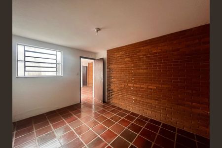 Casa à venda com 153m², 3 quartos e 2 vagas Casa à venda com 153m², 3 quartos e 2 vagasQuarto Edícula